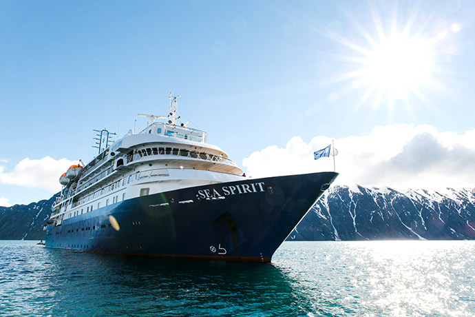 Лонгйир, высадка с судна